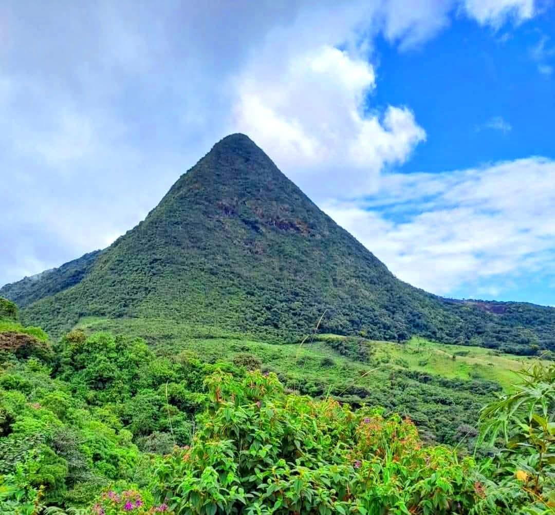 Picacho de la Inga Mpo. de Santacruz.